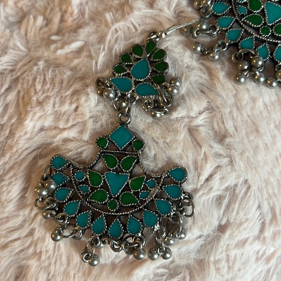 Peacock blue silver earrings - Picture 4 of 4